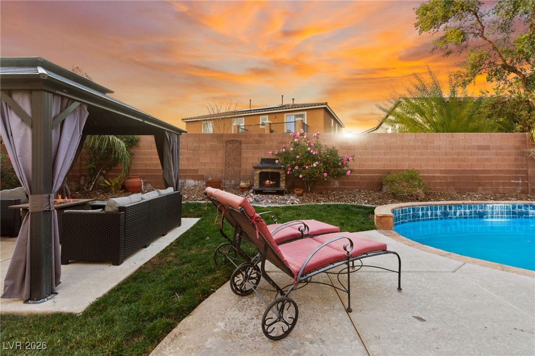 7017 Arcadia Creek Street