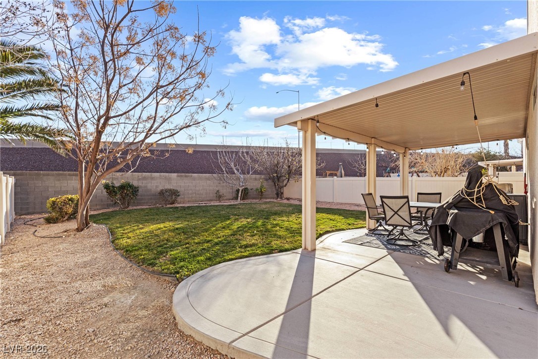 8909 Sparkling Creek Avenue