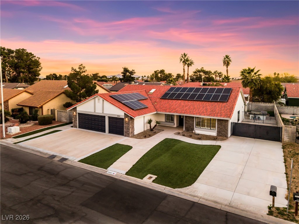 6465 Scotch Pine Circle