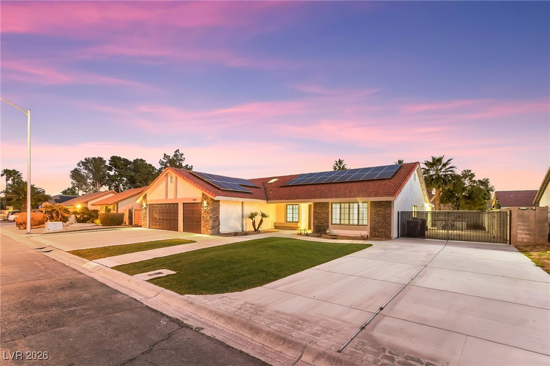 6465 Scotch Pine Circle