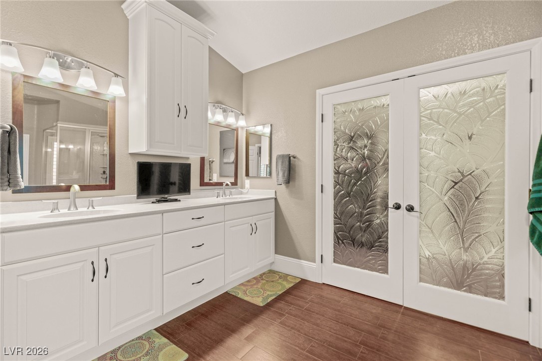 2040 Shadow Brook Way