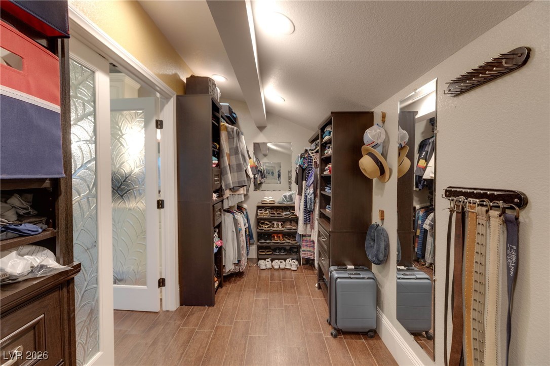 2040 Shadow Brook Way