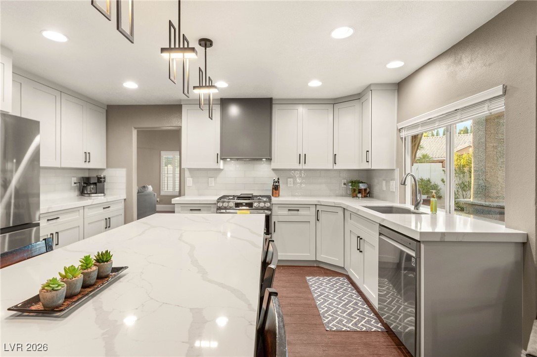 2040 Shadow Brook Way