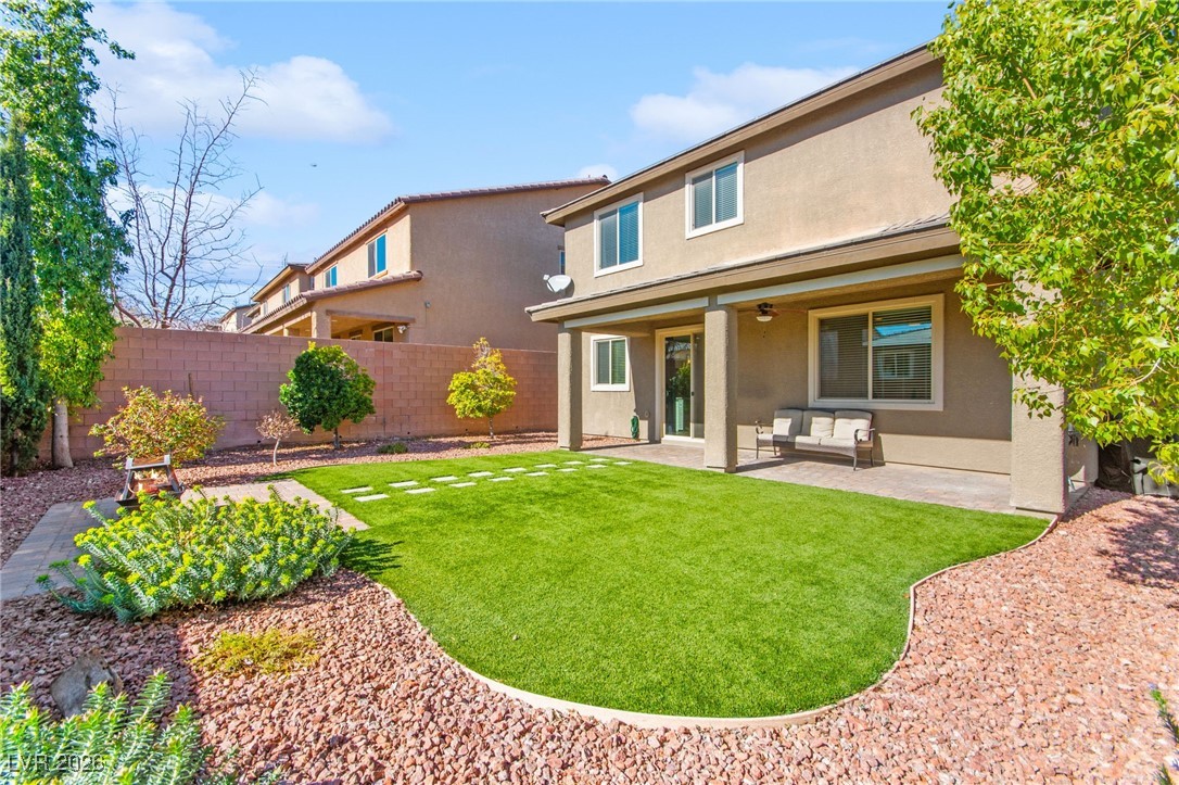 10559 Pelican Island Avenue