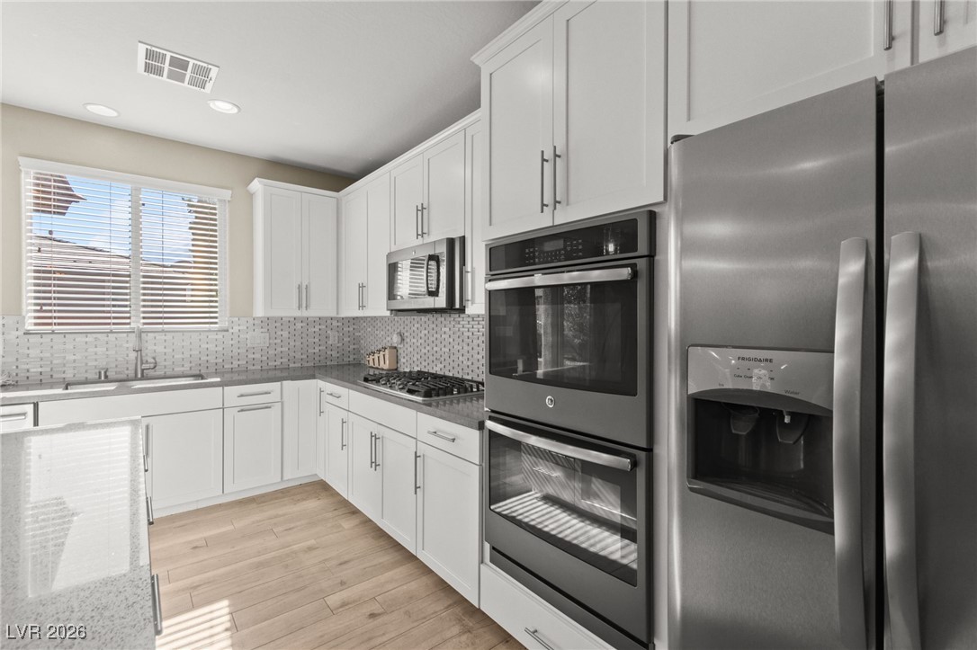 10559 Pelican Island Avenue