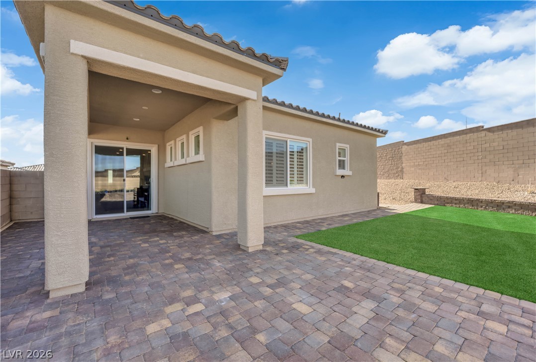 10774 Blackrock Canyon Avenue