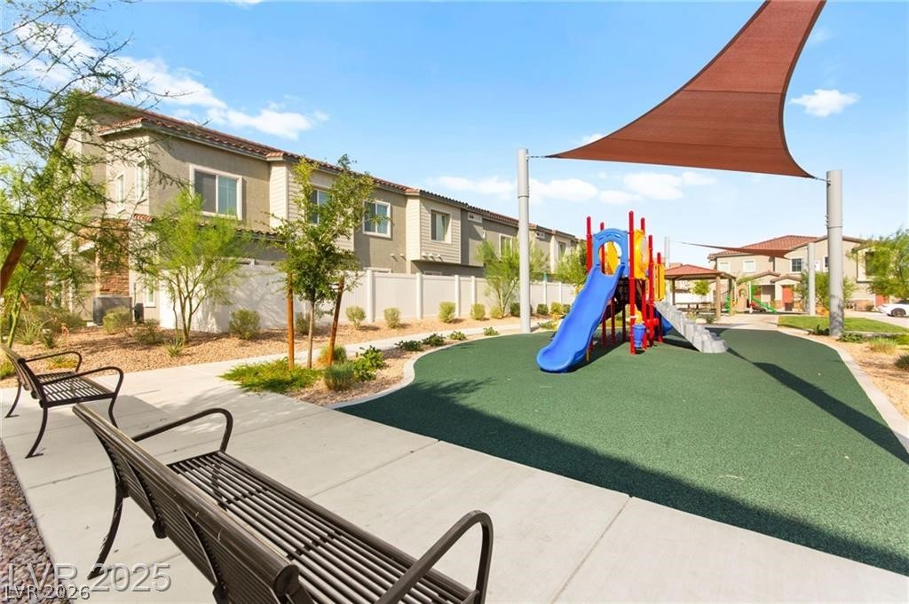 7352 North Decatur Boulevard 1