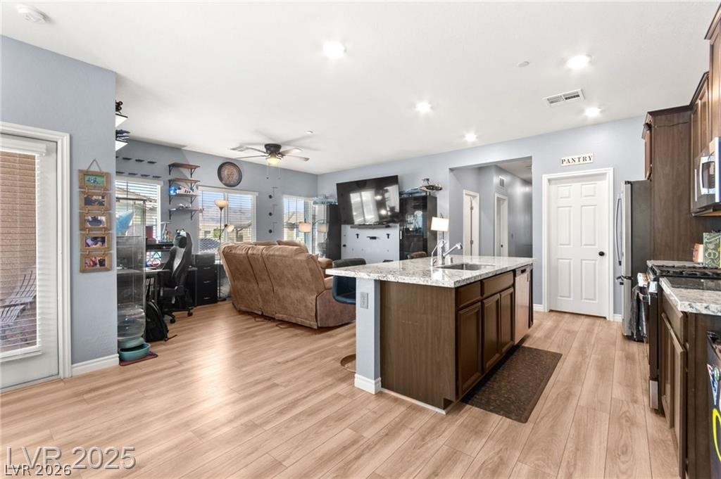 7352 North Decatur Boulevard 1