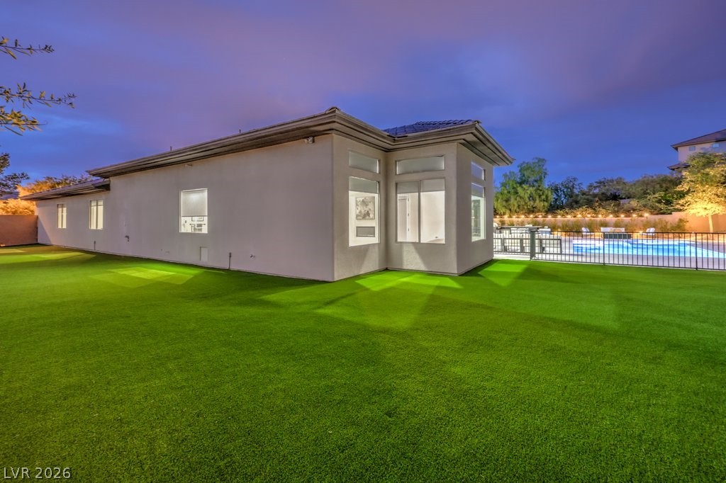 16 Pine Hollow Drive