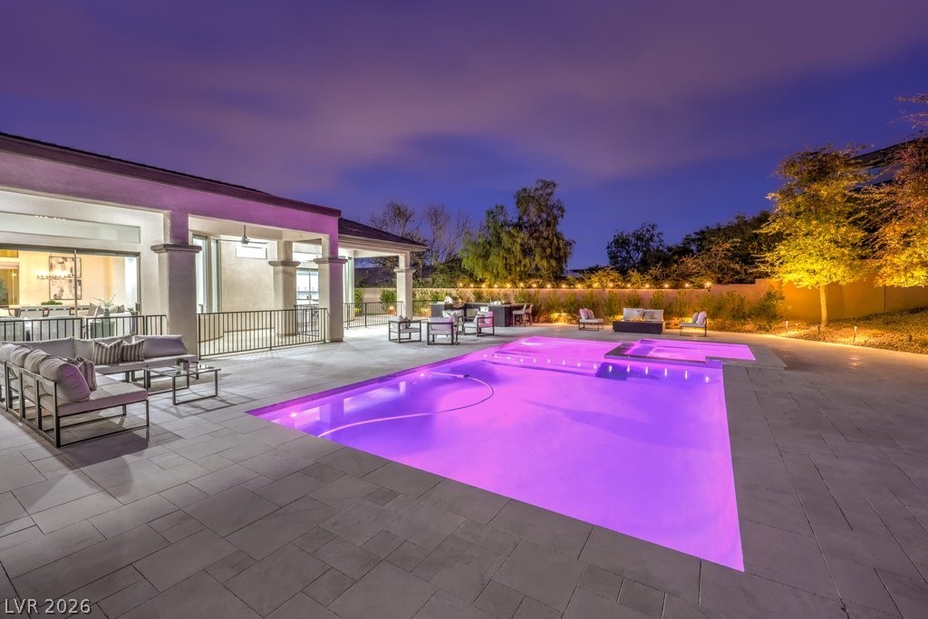 16 Pine Hollow Drive