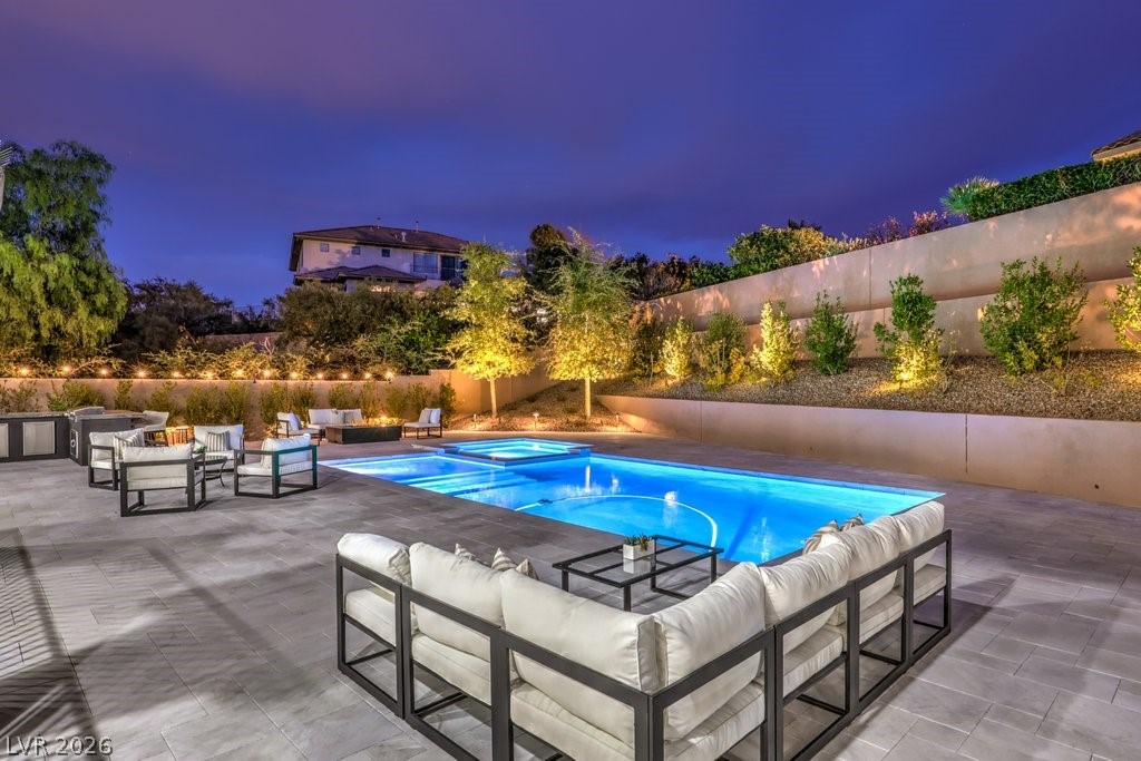 16 Pine Hollow Drive