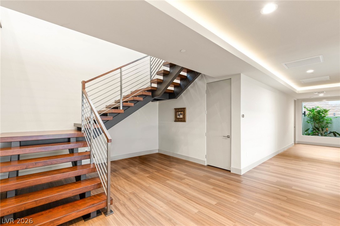 11152 San Terrazo Place