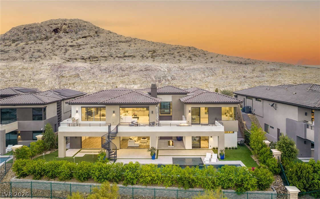 11152 San Terrazo Place