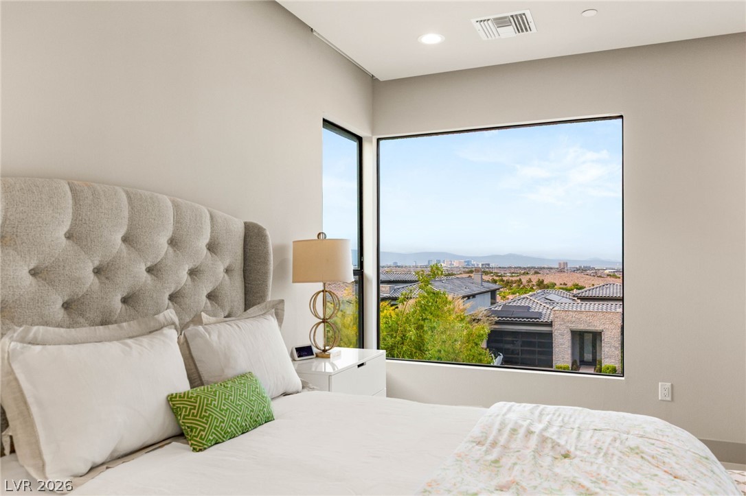 11152 San Terrazo Place