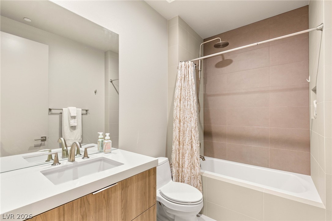 11152 San Terrazo Place