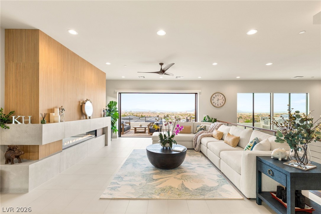 11152 San Terrazo Place