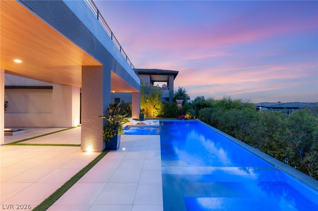 11152 San Terrazo Place