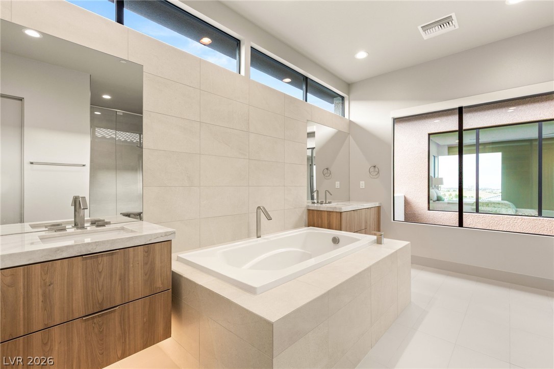 11152 San Terrazo Place