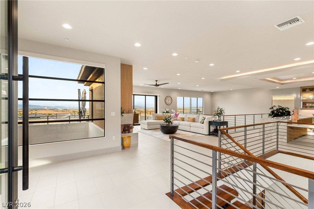 11152 San Terrazo Place