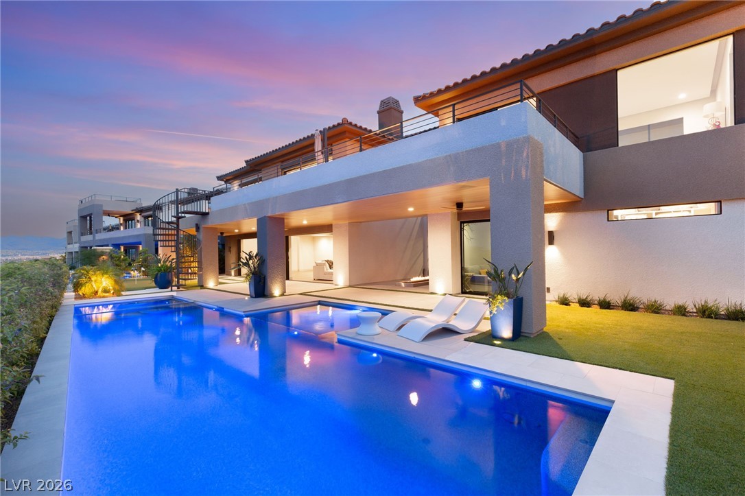 11152 San Terrazo Place