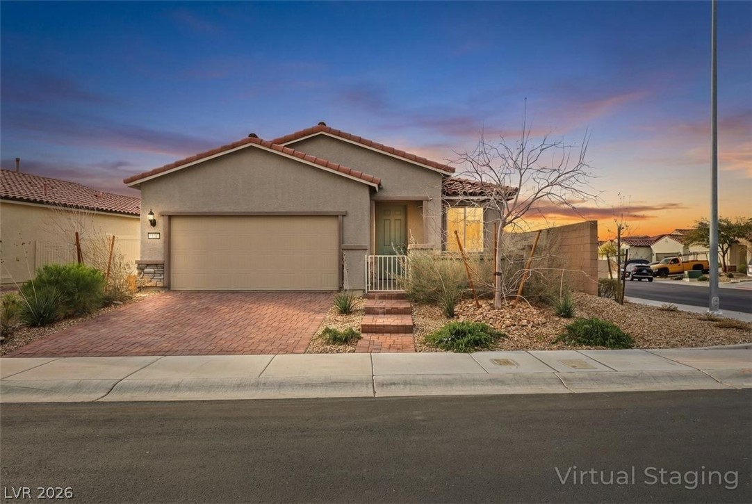 2211 Taylor Ranch Avenue