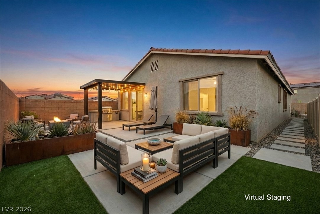 2211 Taylor Ranch Avenue