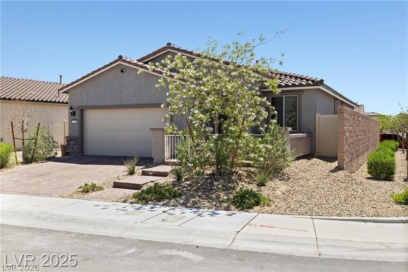 2211 Taylor Ranch Avenue