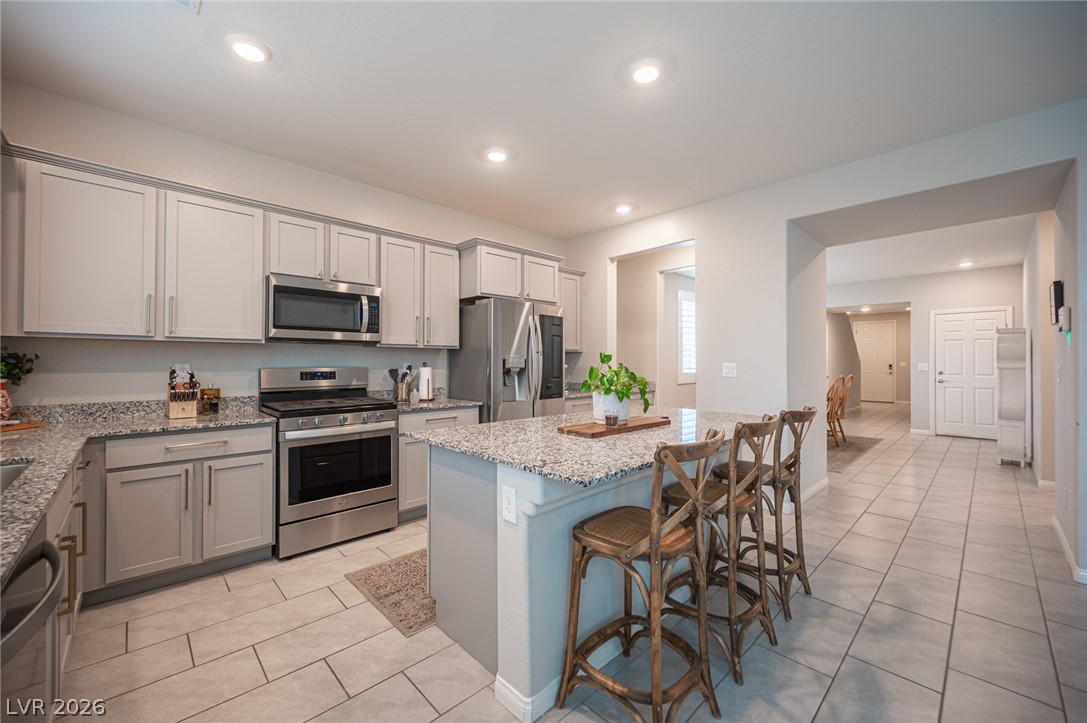 4447 Creekside Cavern Avenue