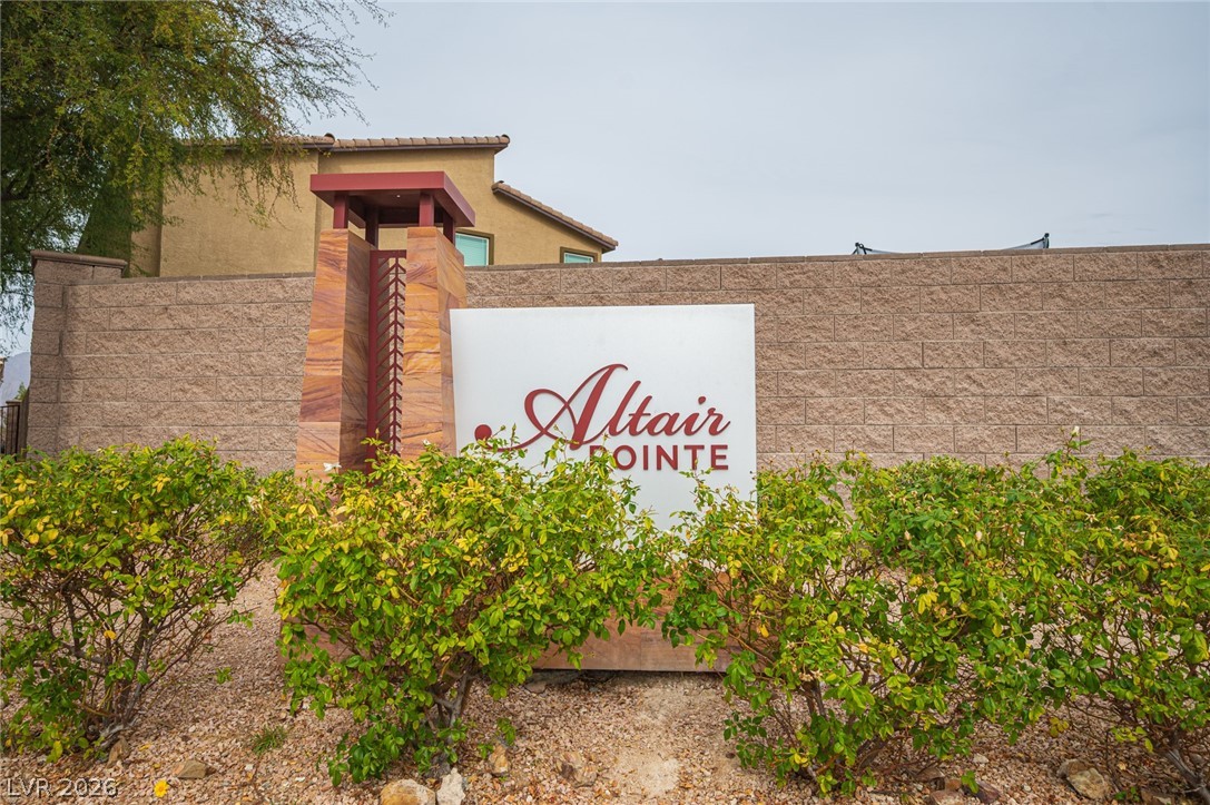 4447 Creekside Cavern Avenue