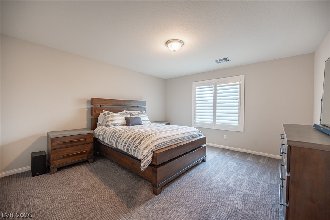 4447 Creekside Cavern Avenue