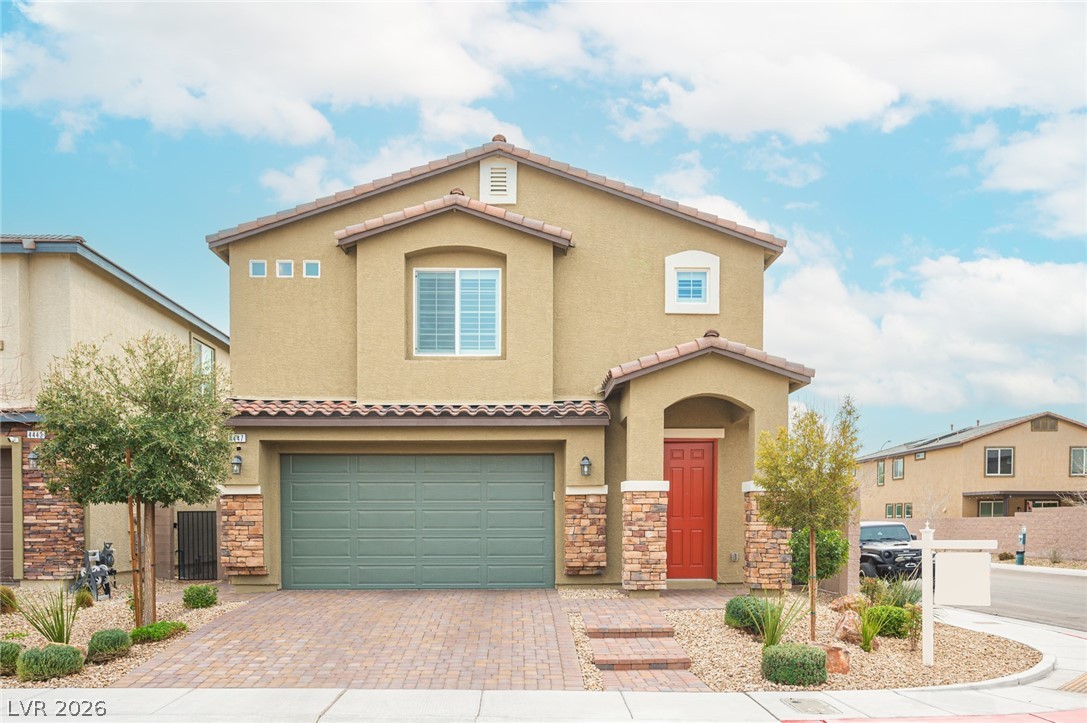 4447 Creekside Cavern Avenue