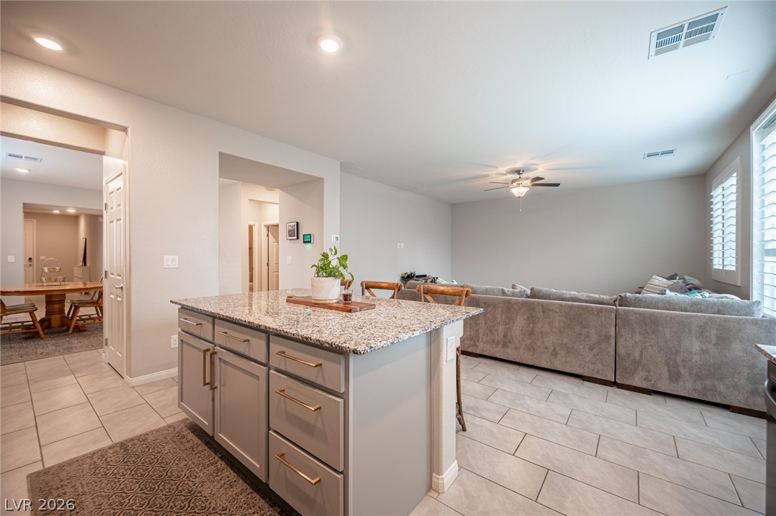 4447 Creekside Cavern Avenue