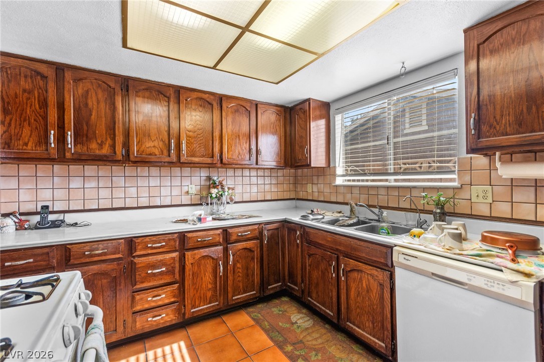 4717 Primavera Street