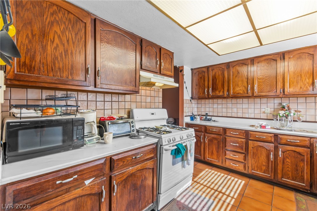 4717 Primavera Street