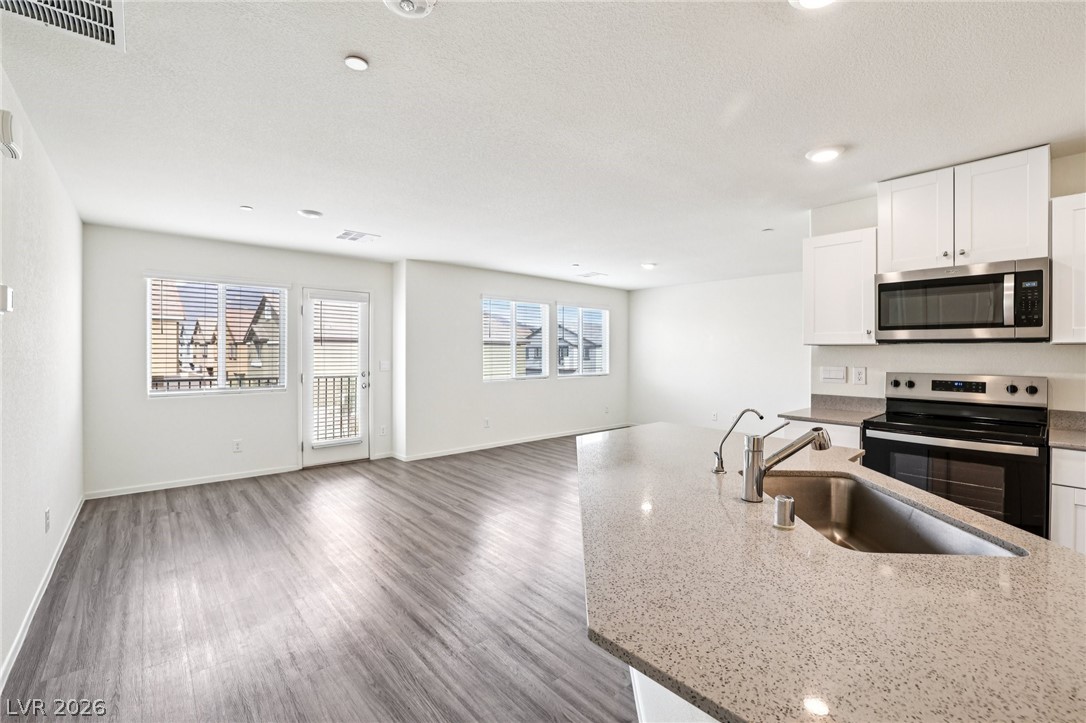 4655 Zodiac Sky Avenue 1