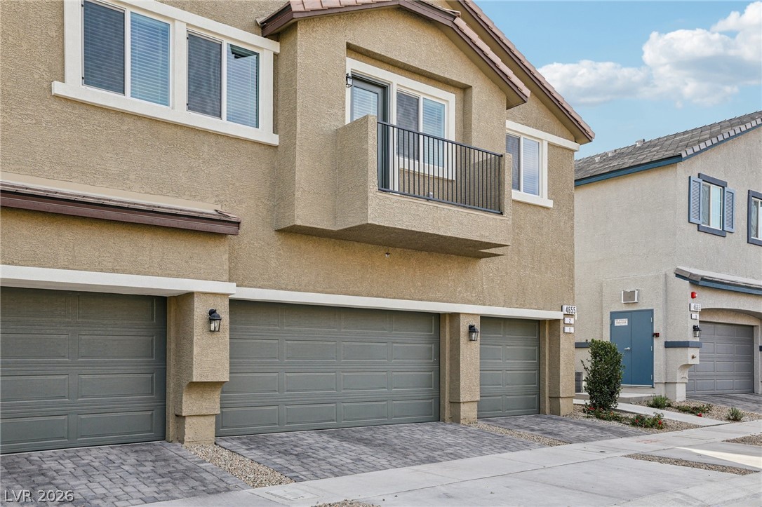 4655 Zodiac Sky Avenue 1