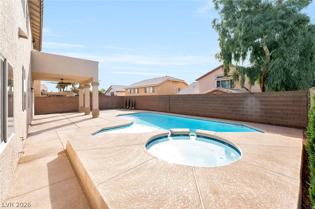 10139 Prairie Dove Avenue
