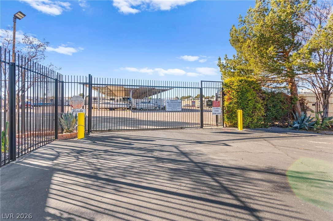 3727 Centennial Circle