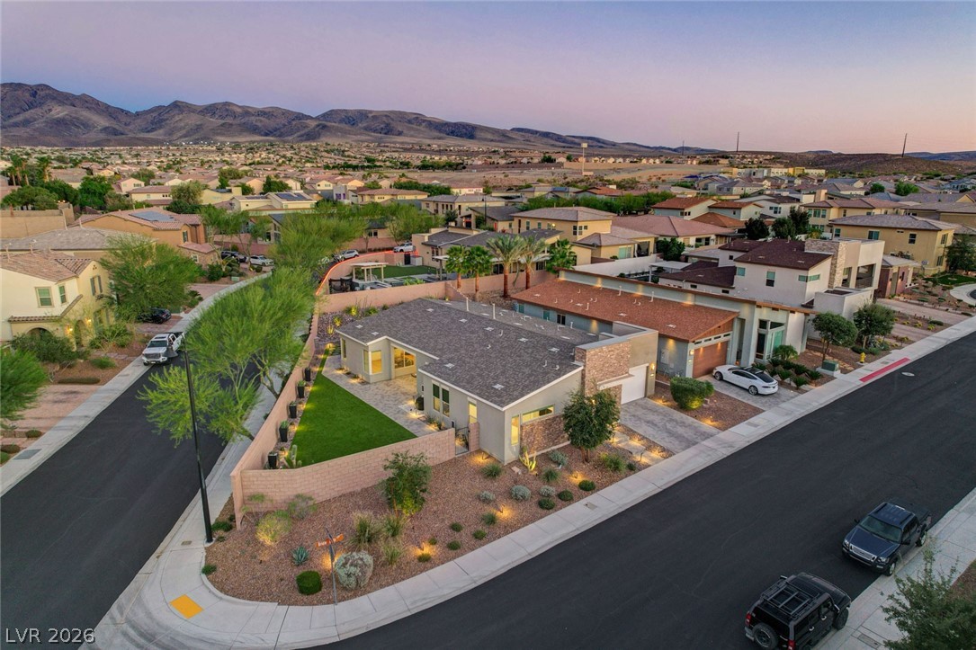 2560 Bridle Oaks Court