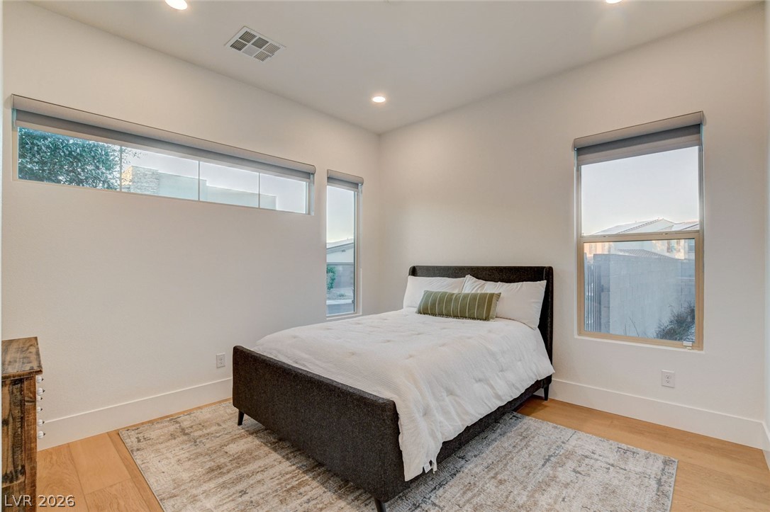 2560 Bridle Oaks Court