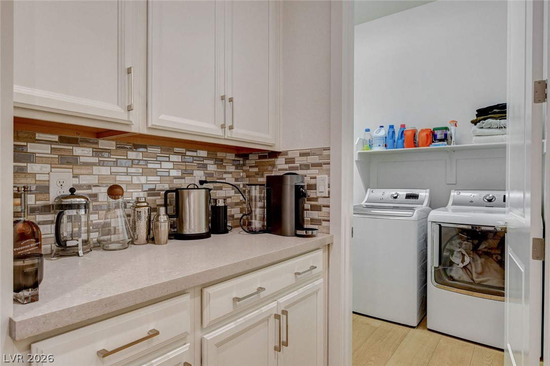 2560 Bridle Oaks Court