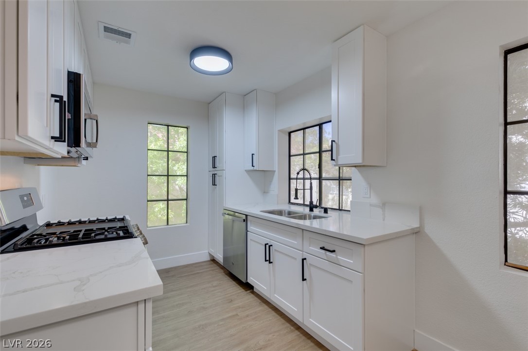 4805 South Torrey Pines Drive 201