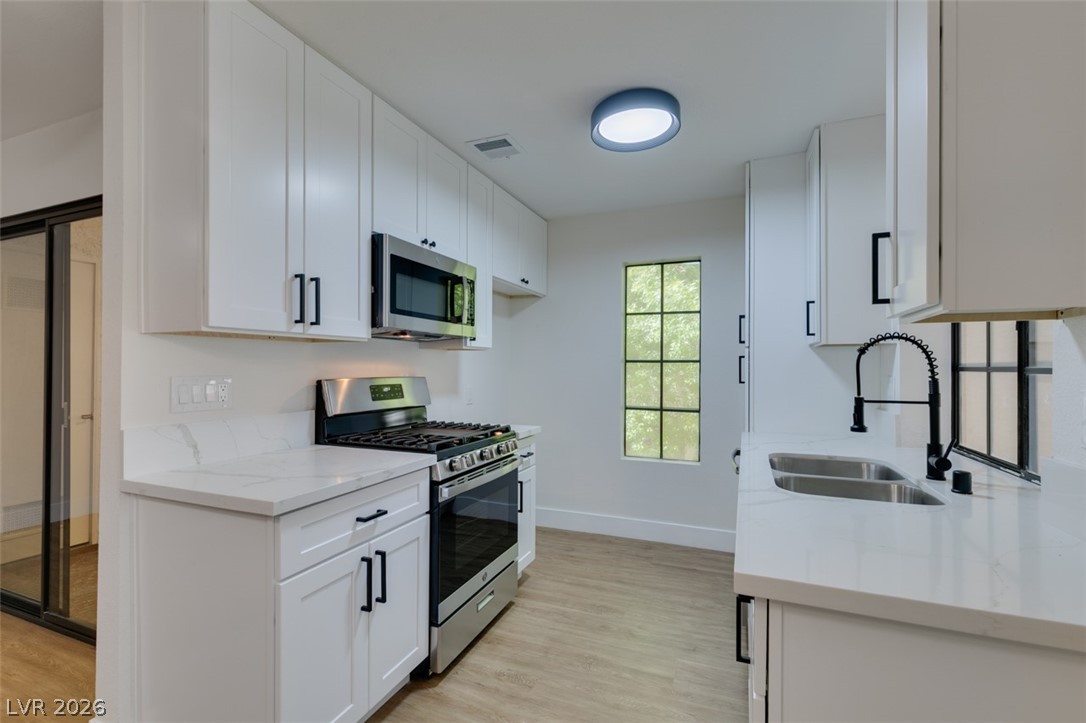4805 South Torrey Pines Drive 201