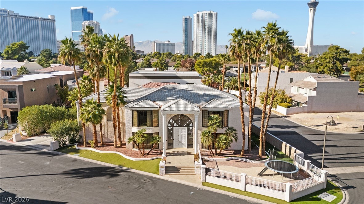 2834 Queens Courtyard Drive