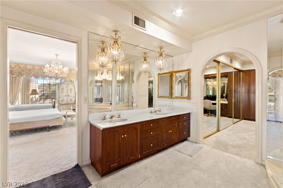 2834 Queens Courtyard Drive