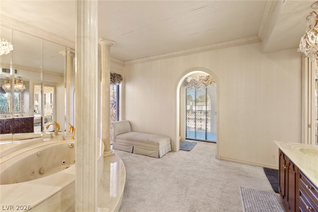 2834 Queens Courtyard Drive