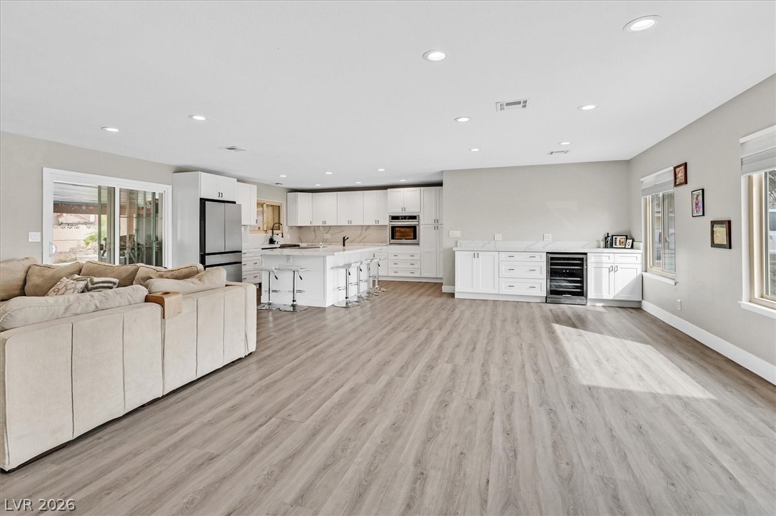6304 Jennifer Court