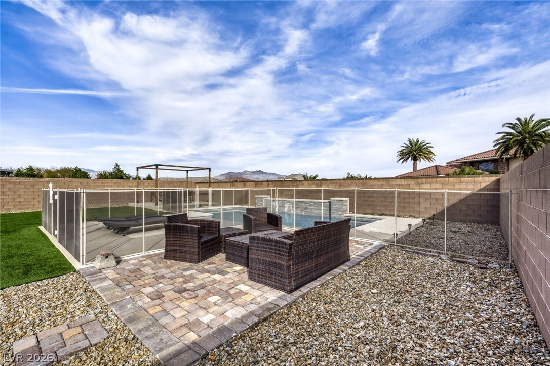 7290 Southern Magnolia Street