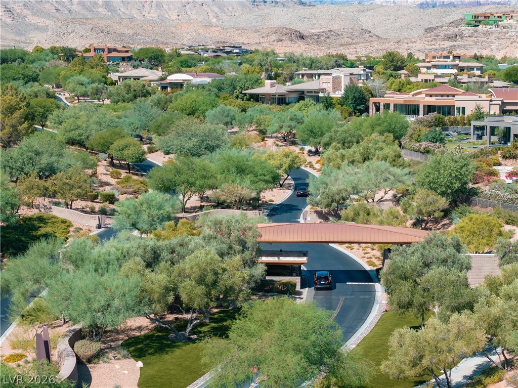 62 Grey Feather Drive