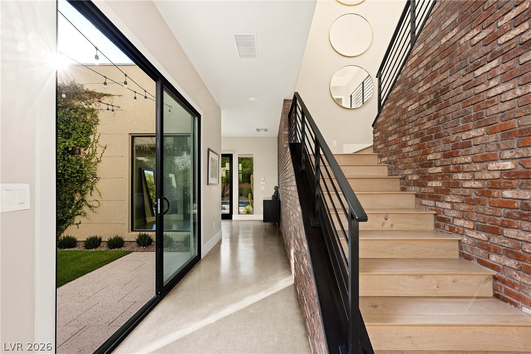 62 Grey Feather Drive